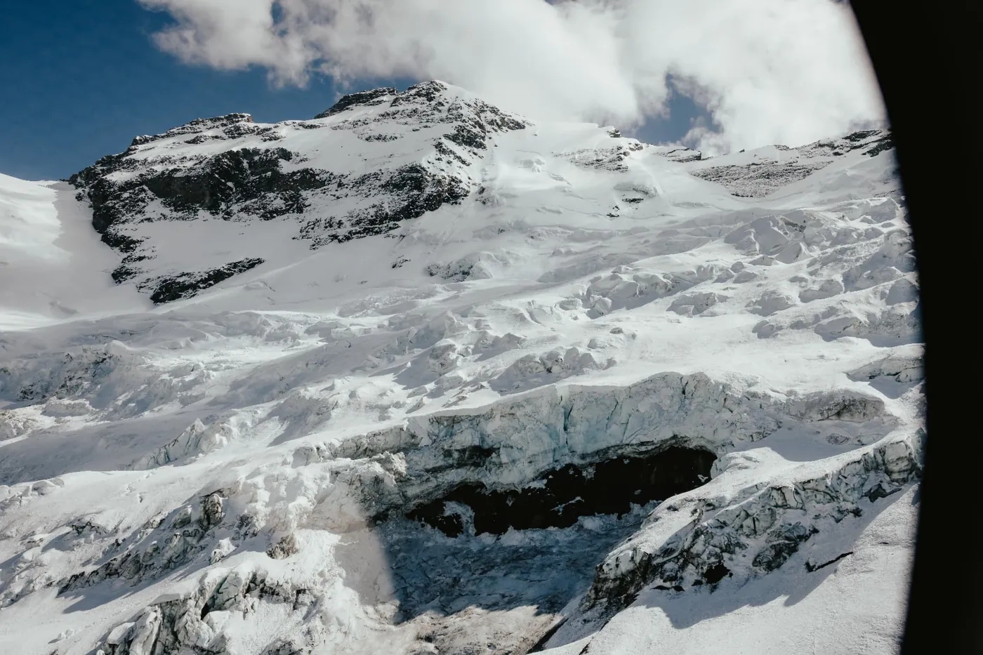 The Earnslaw icefall photographed from a helicopter on the way into the Earnslaw Burn valley.