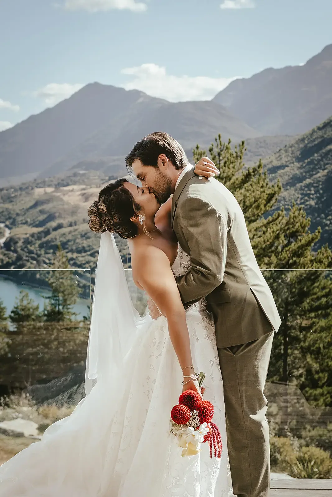 First look dip kiss above Lake Wakatipu